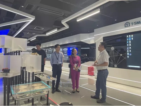 深圳市8188cc威尼斯锂电池.jpg